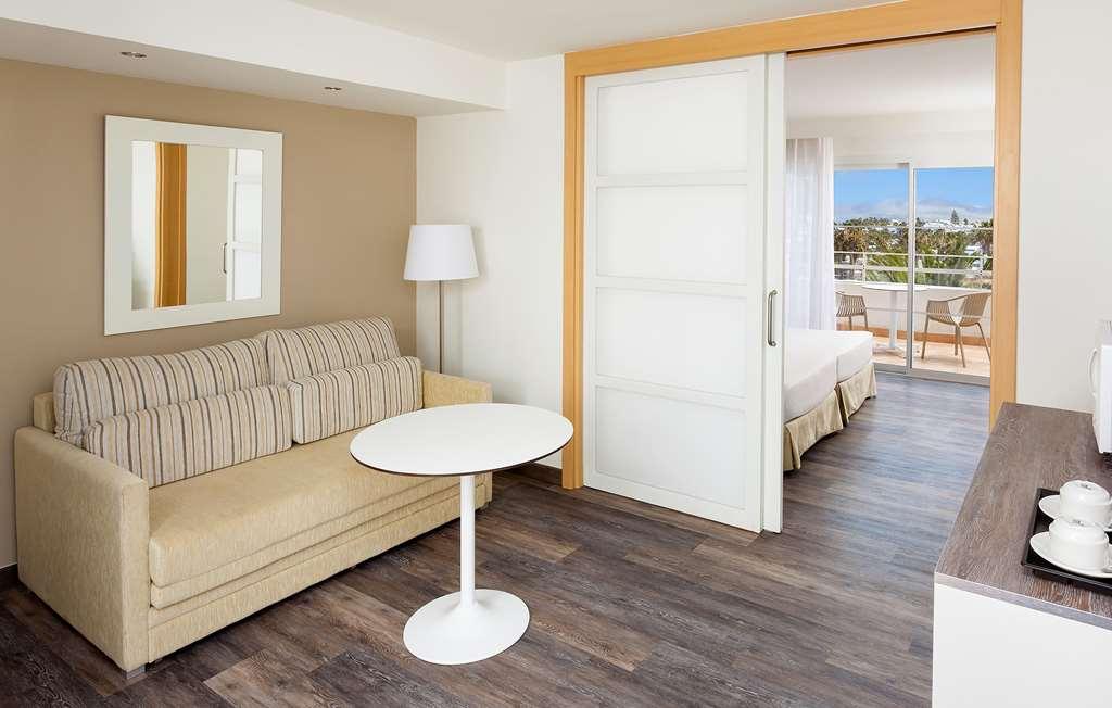Sol Lanzarote Hotel Пуерто дел Кармен Стая снимка