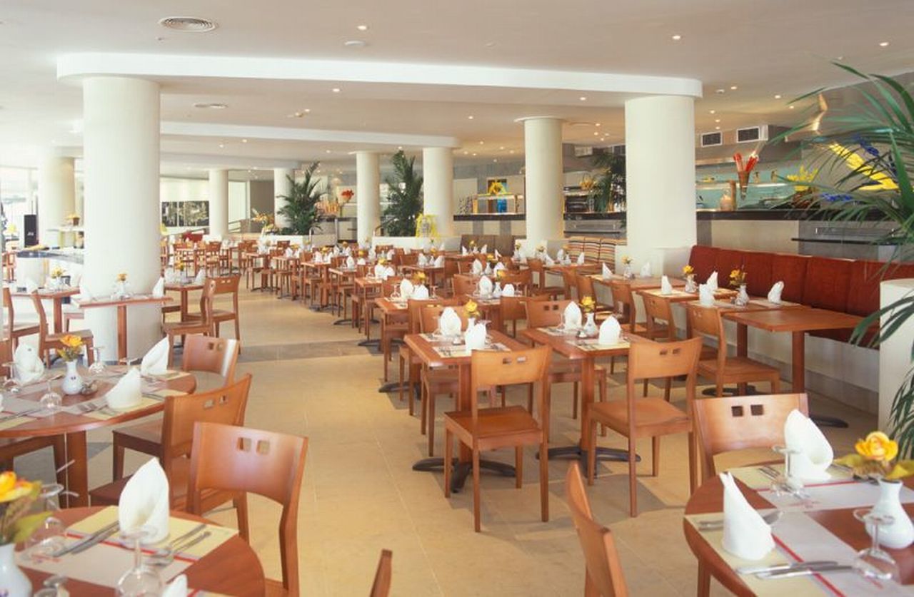 Sol Lanzarote Hotel Пуерто дел Кармен Ресторант снимка